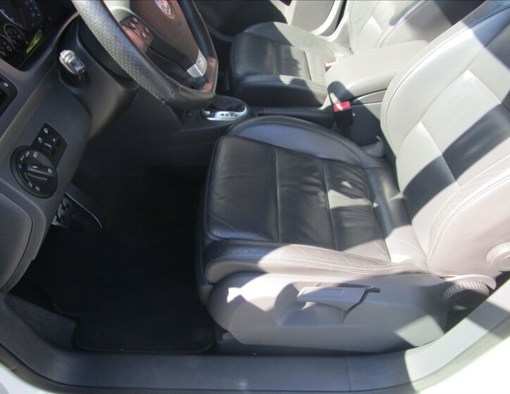Volkswagen Touran 12