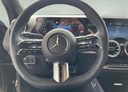 Mercedes-Benz GLB 11