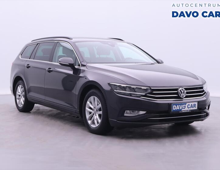 Volkswagen Passat 1