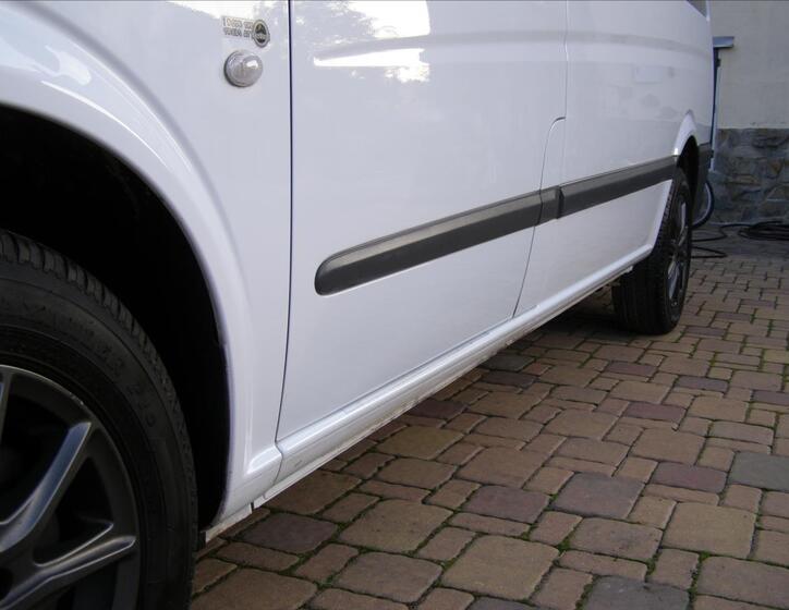 Mercedes-Benz Vito 12