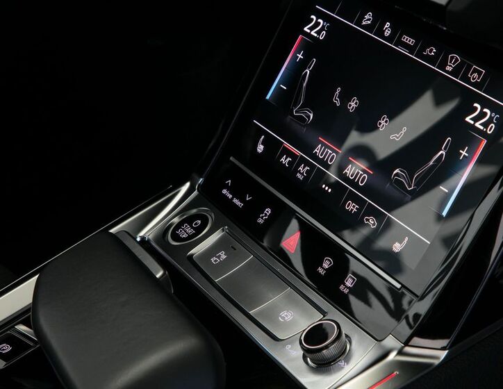 Audi e-tron 23