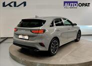 KIA Ceed 5