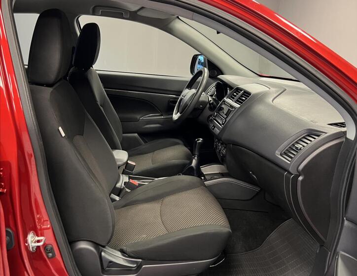 Mitsubishi ASX 9