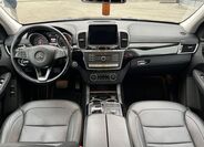 Mercedes-Benz GLE 9