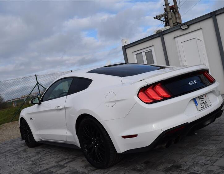 Ford Mustang 7