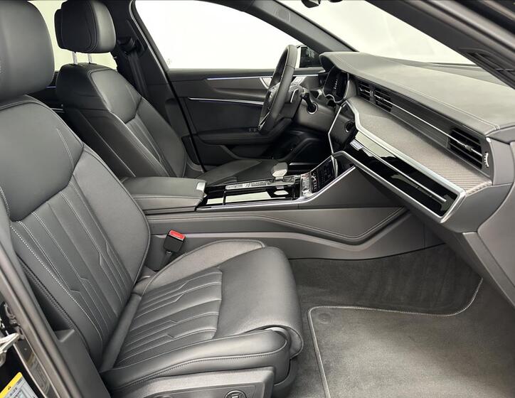 Audi S6 25