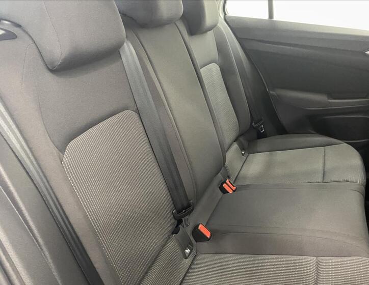 Volkswagen Golf 8