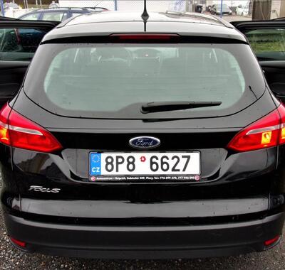 Ford Focus 10