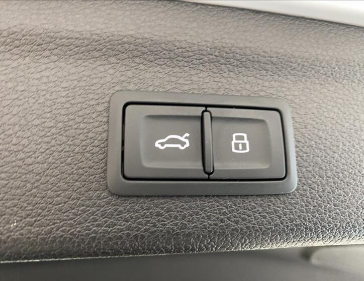 Audi Q3 19