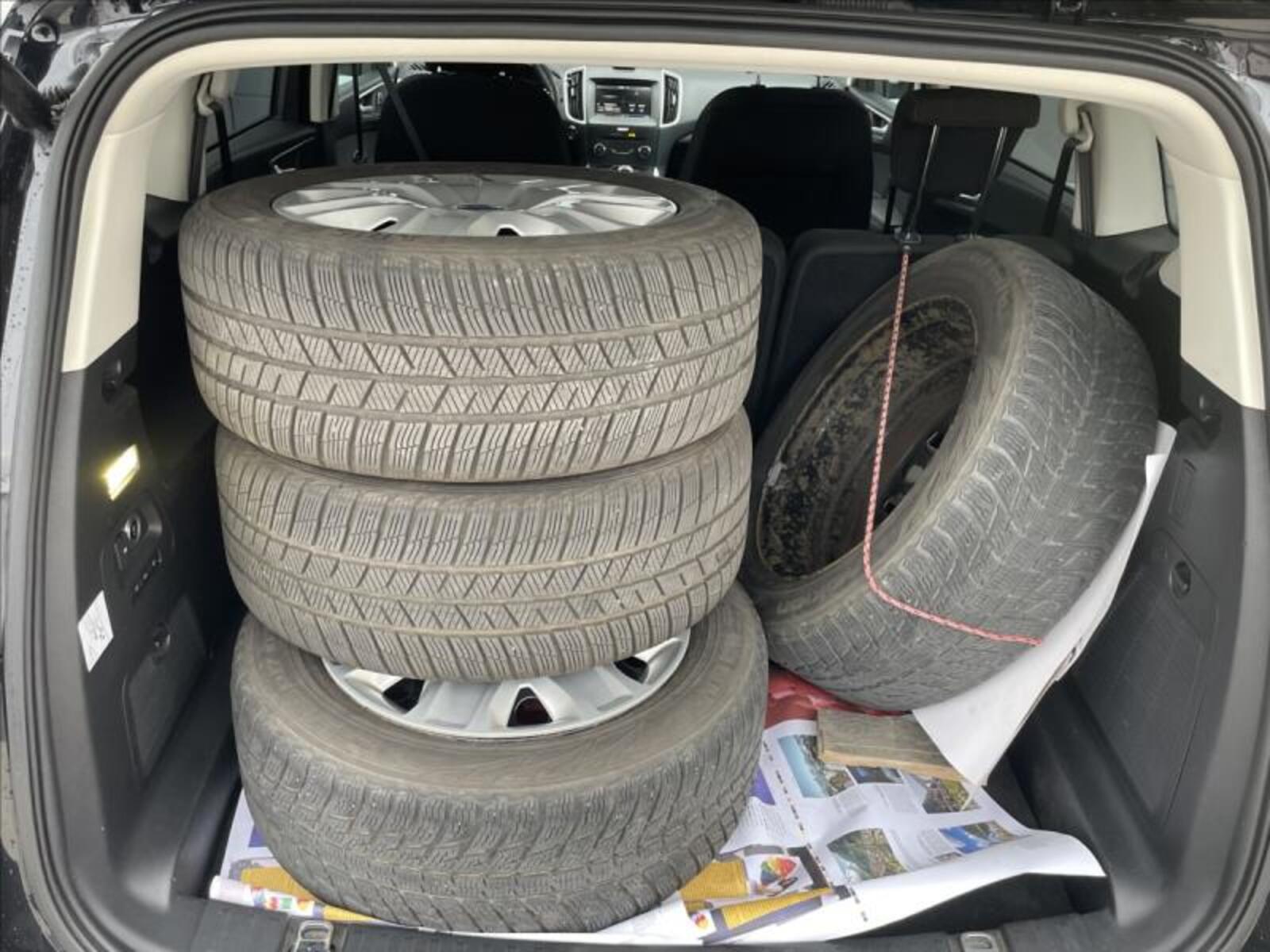 Ford S-MAX 25