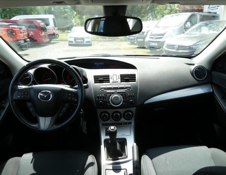 Mazda 3 28