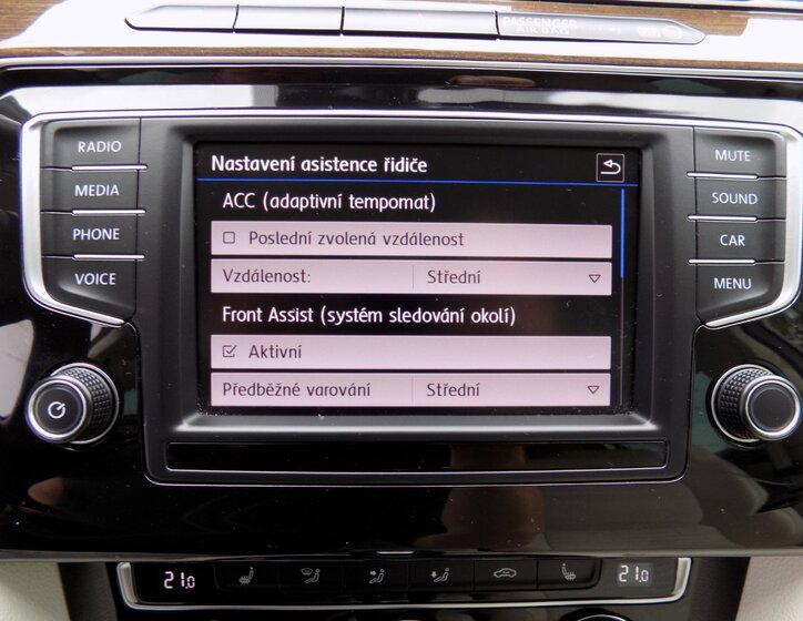Volkswagen Passat 33