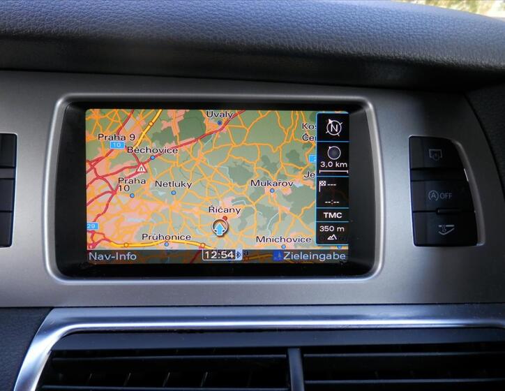 Audi Q7 21