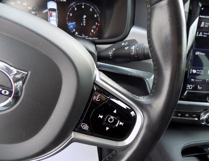 Volvo S90 21