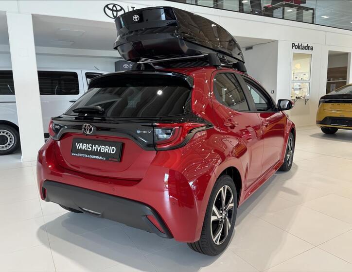 Toyota Yaris 7