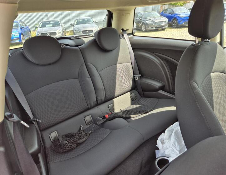 Mini Cooper S 19