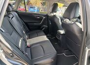Toyota RAV4 16