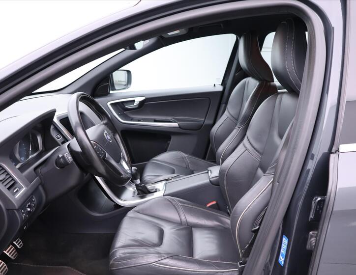 Volvo XC60 12