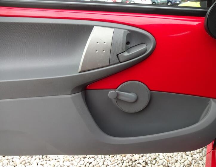 Peugeot 107 19