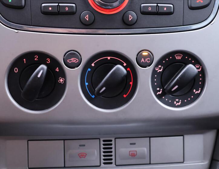 Ford Focus 23