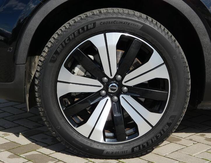 Volvo C40 23