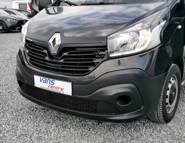 Renault Trafic 17