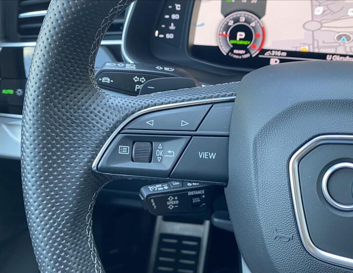 Audi Q7 21