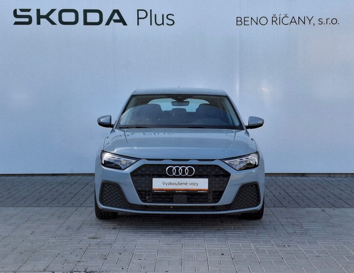 Audi A1 4
