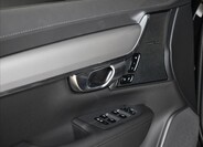Volvo V90 16
