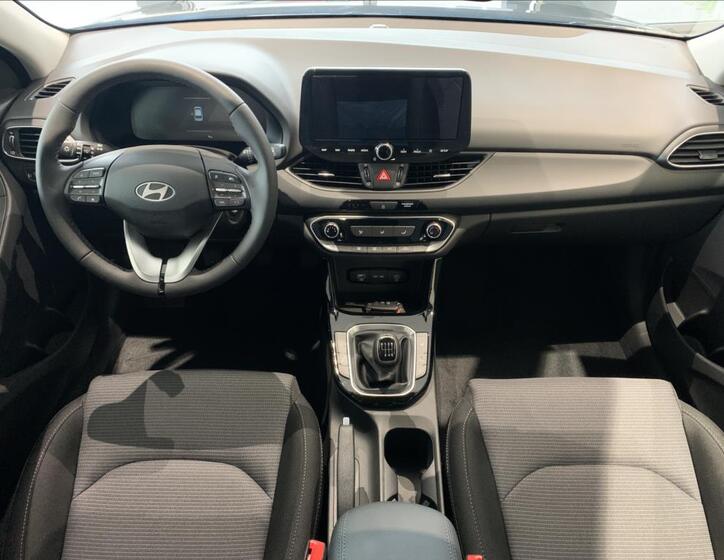 Hyundai i30 16
