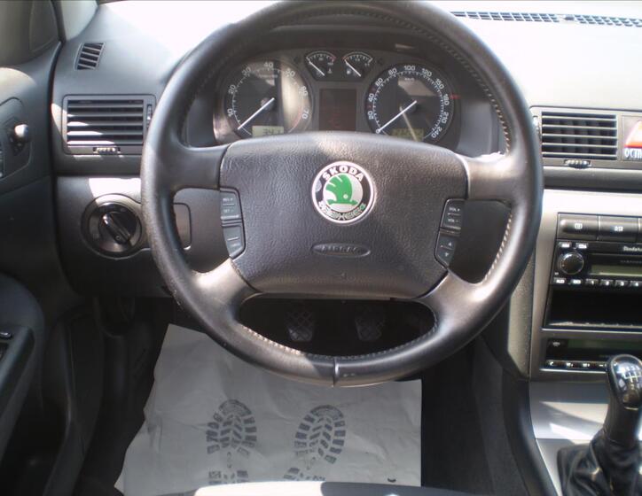 Škoda Octavia 9