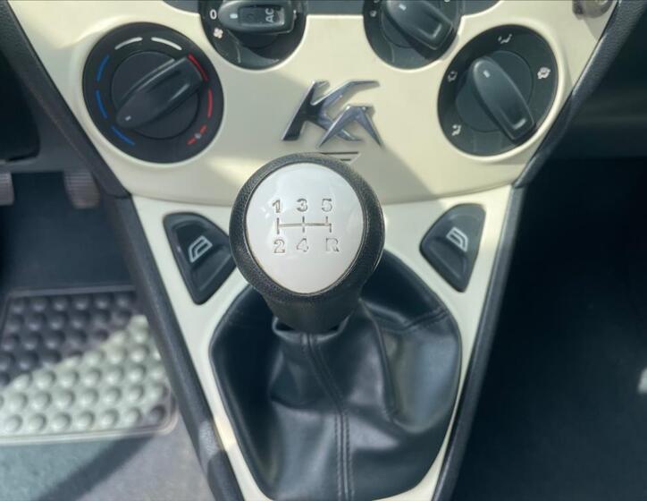 Ford Ka 15