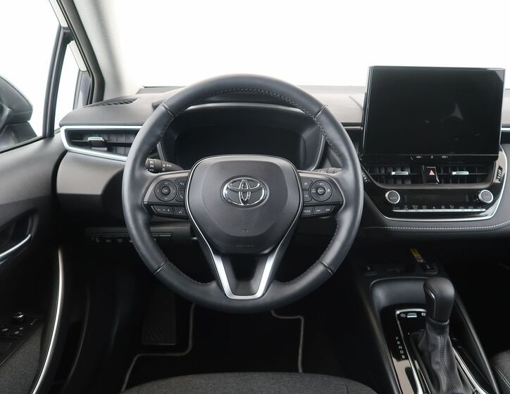 Toyota Corolla 16