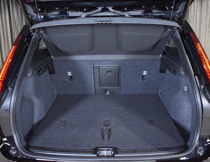Volvo XC40 10