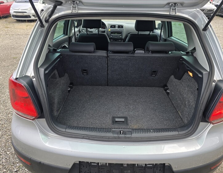 Volkswagen Polo 12