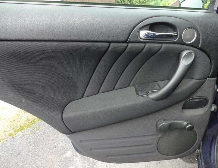 Alfa Romeo 147 22