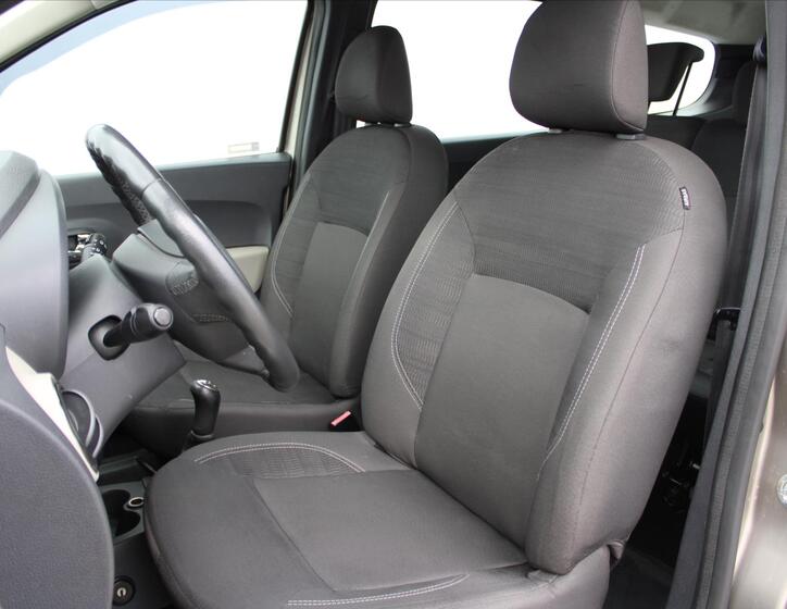 Dacia Lodgy 9