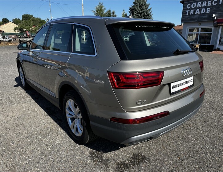 Audi Q7 3