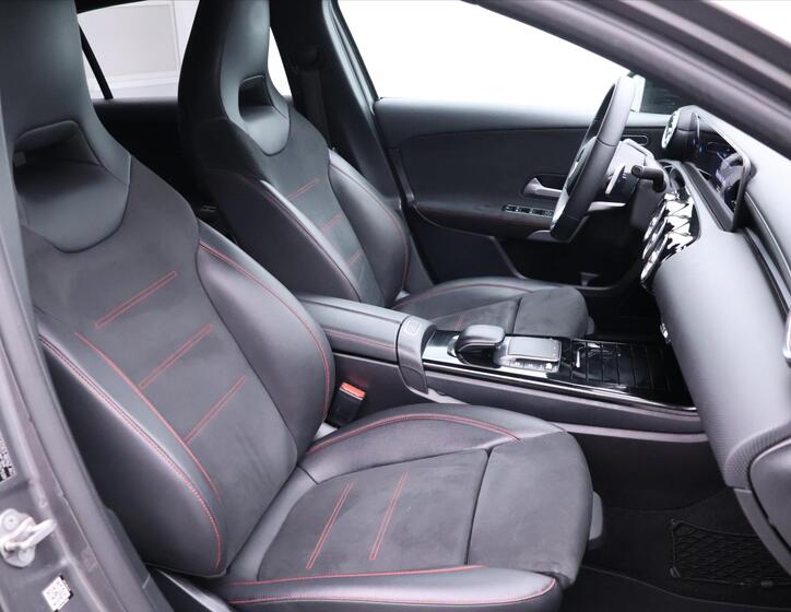 Mercedes-Benz Třídy A 14