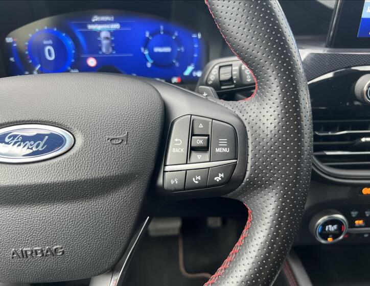Ford Kuga 28