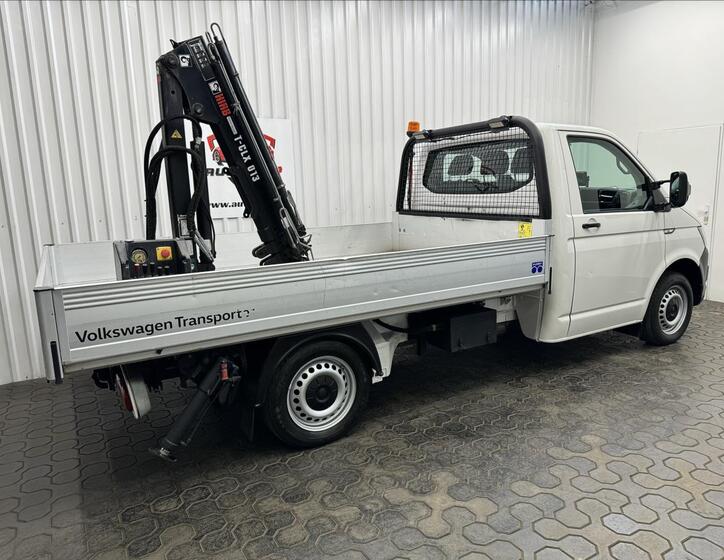 Volkswagen Transporter 9