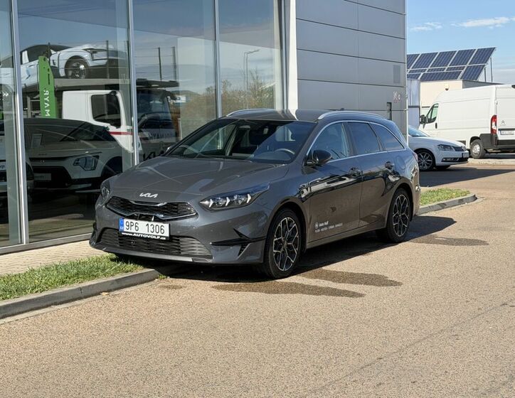 KIA Ceed 1