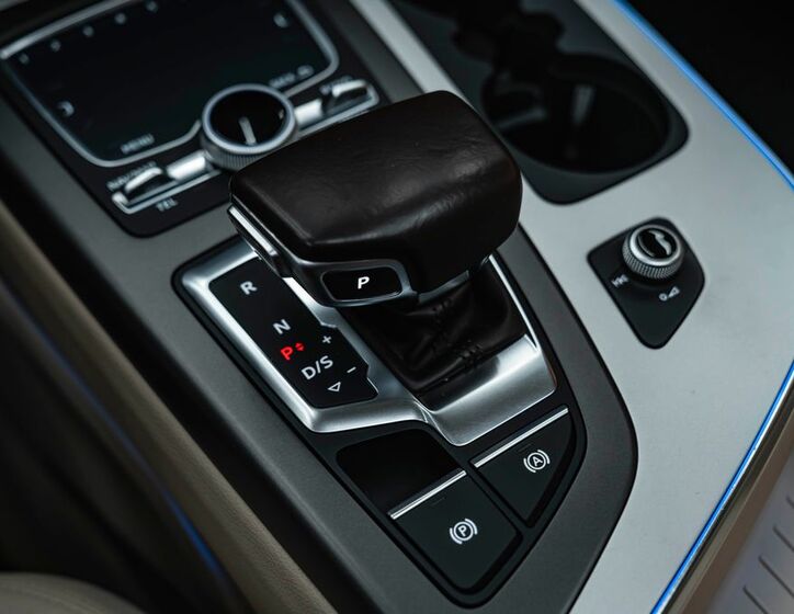 Audi Q7 12