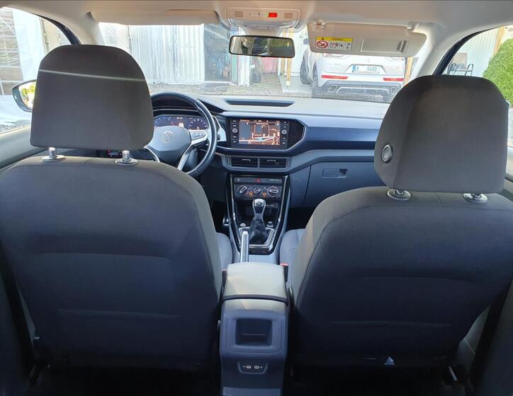 Volkswagen T-Cross 39