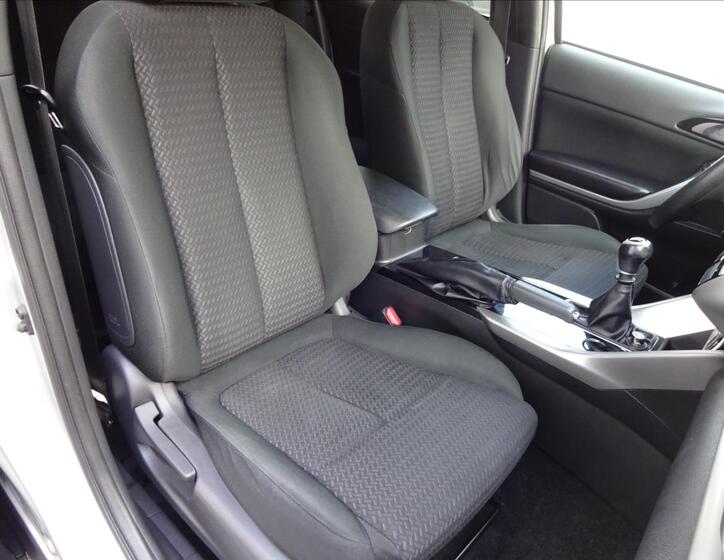 Mitsubishi Eclipse Cross 29
