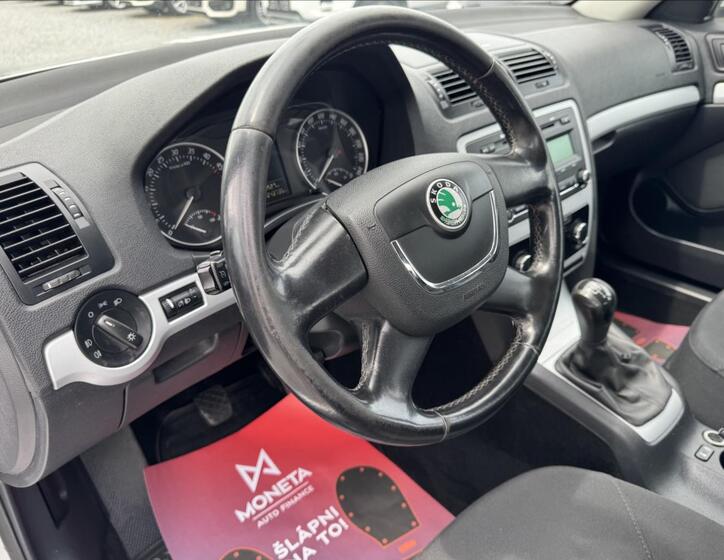 Škoda Octavia 18