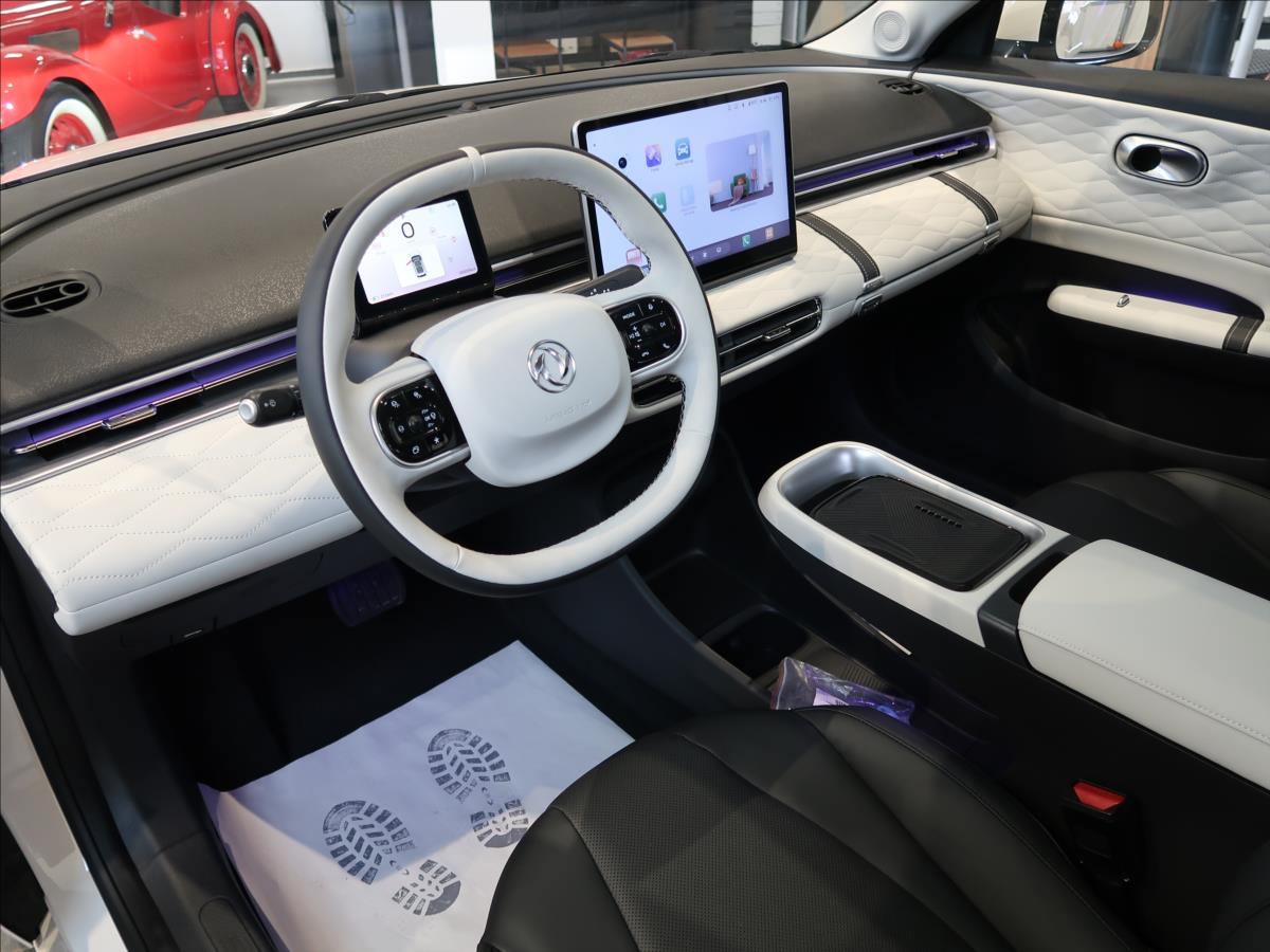 Dongfeng Box