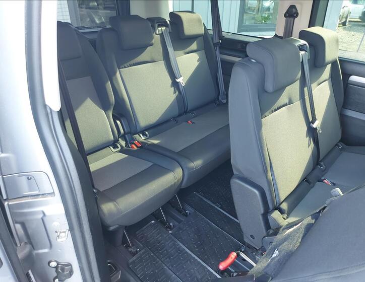 Opel Zafira 23