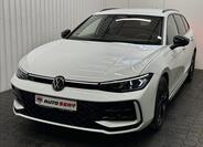 Volkswagen Passat 1