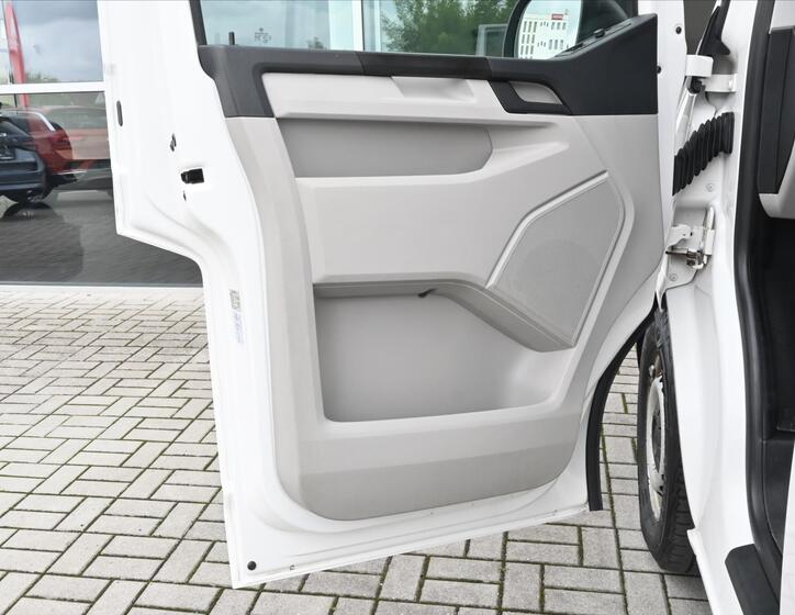 Volkswagen Transporter 19